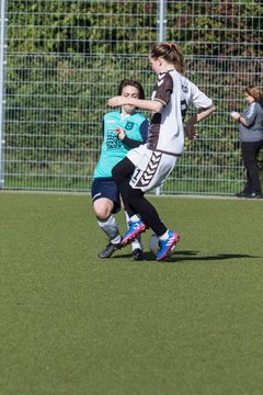 Bild 266 - B-Juniorinnen Wedel - St. Pauli : Ergebnis: 1:2